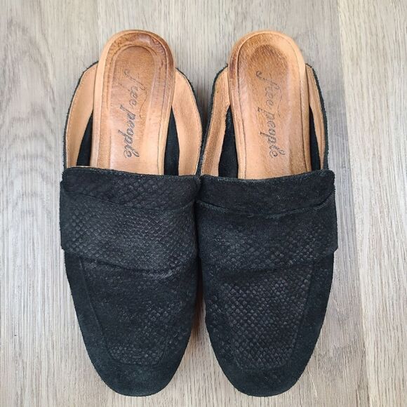 Free People At Ease Suede Snake Pattern Loafers size 6.5 - Picture 3 of 11